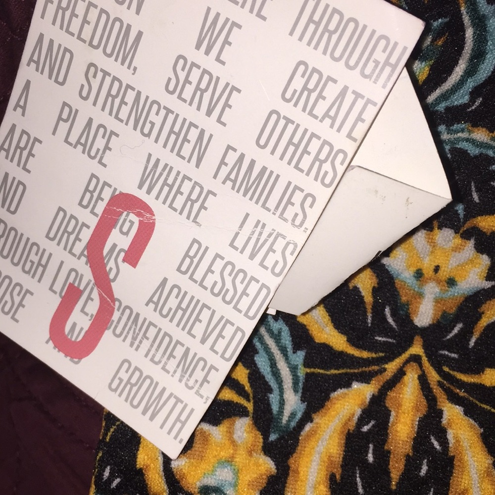 Lularoe skirt size small